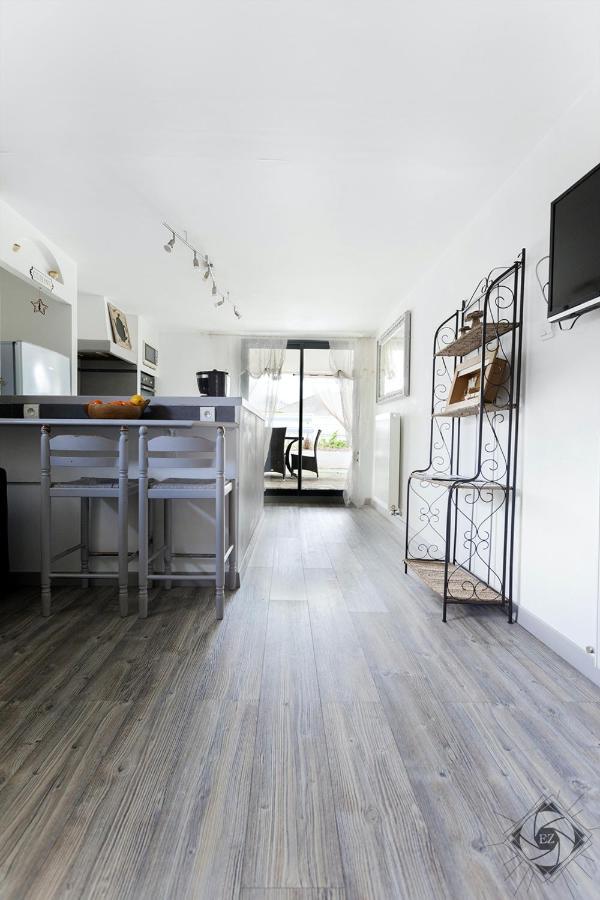 Appartement Lumineux A Voreppe Avec Piscine Exteriör bild
