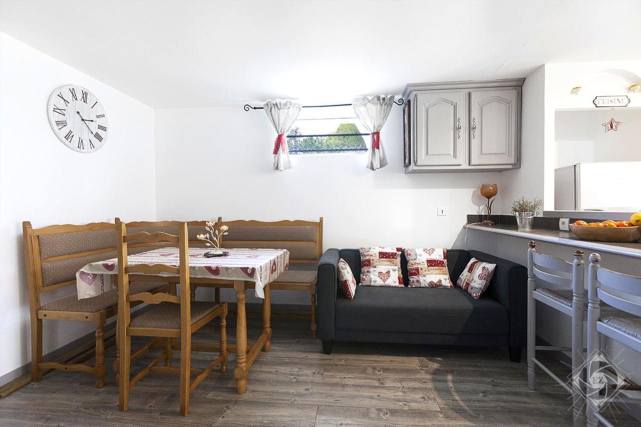 Appartement Lumineux A Voreppe Avec Piscine Exteriör bild